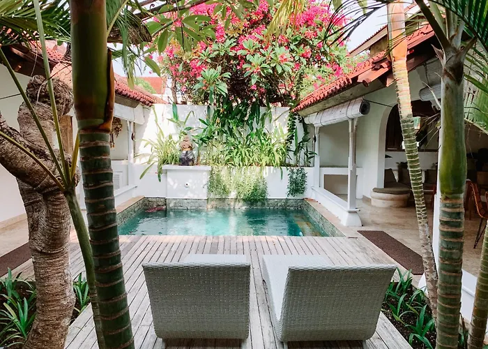 Happy Together By Kresna Hospitality Hotel Seminyak
