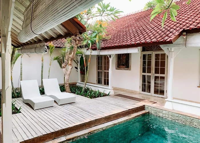 Hotel Happy Together By Kresna Hospitality Seminyak