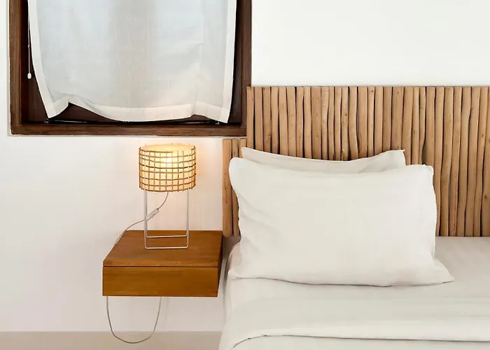 Hotel Happy Together By Kresna Hospitality 4*