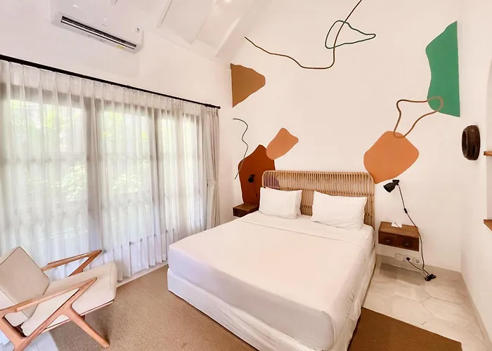Happy Together By Kresna Hospitality Hotel