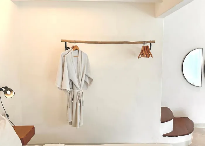 Happy Together By Kresna Hospitality 4* Seminyak